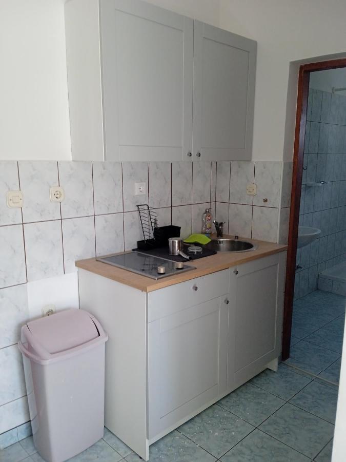 Apartments Davor Drage Bagian luar foto