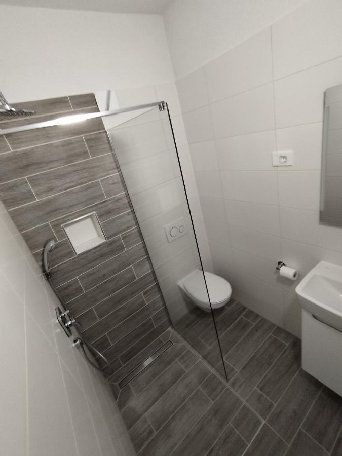 Apartments Davor Drage Bagian luar foto